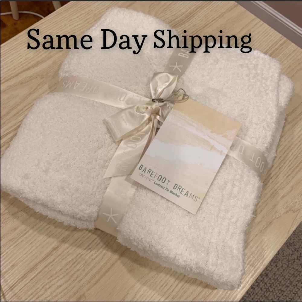 Barefoot Dreams Cozy Chic Contrast Tip Blanket